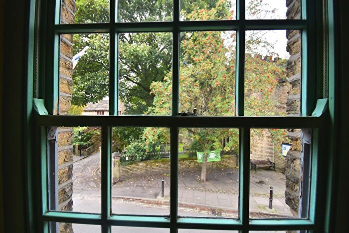 1 Bedroom End Of Terrace House For Sale In Church Street, Hayfield, High Peak, Derbyshire, SK22