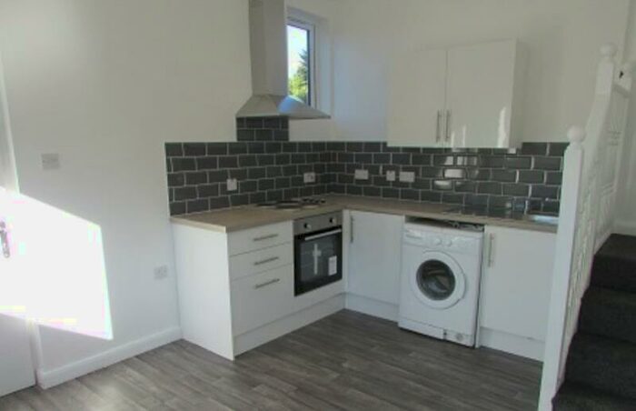 1 Bedroom Flat To Rent In Oliver Street, Rugby, Warwickshire, CV21