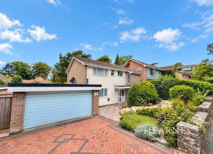 3 Bedroom Detached House For Sale In Leven Close, Talbot Woods, Bournemouth, BH4