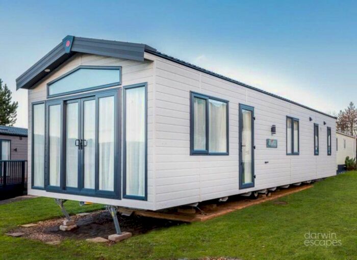 2 Bedroom Lodge For Sale In Pemberton Park Lane, Conwy, LL32