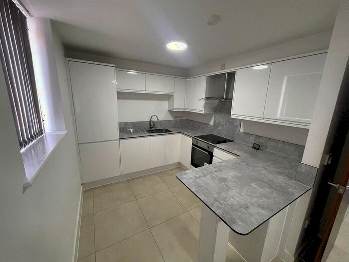 1 Bedroom Flat To Rent In Herbert James Close, Smethwick, B66