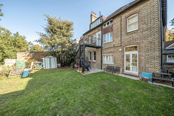 2 Bedroom Flat For Sale In Glenluce Road, London, SE3