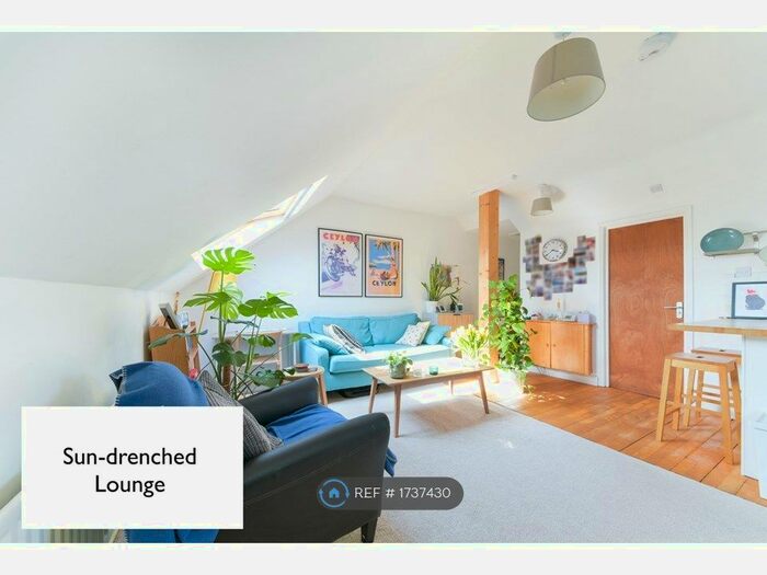 2 Bedroom Flat To Rent In Fernwood Avenue, London, SW16