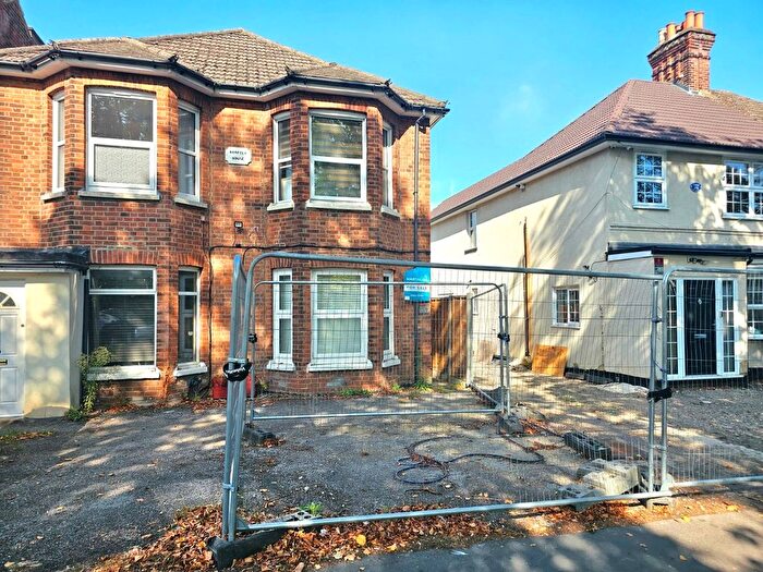 Studio For Sale In Maybury Road, Woking, Surrey, GU21