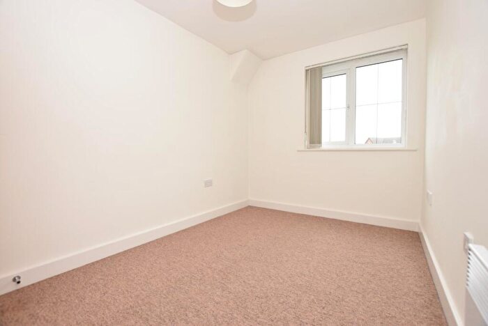 2 Bedroom Apartment To Rent In Pavilion Gardens, Farsley, Pudsey, LS28