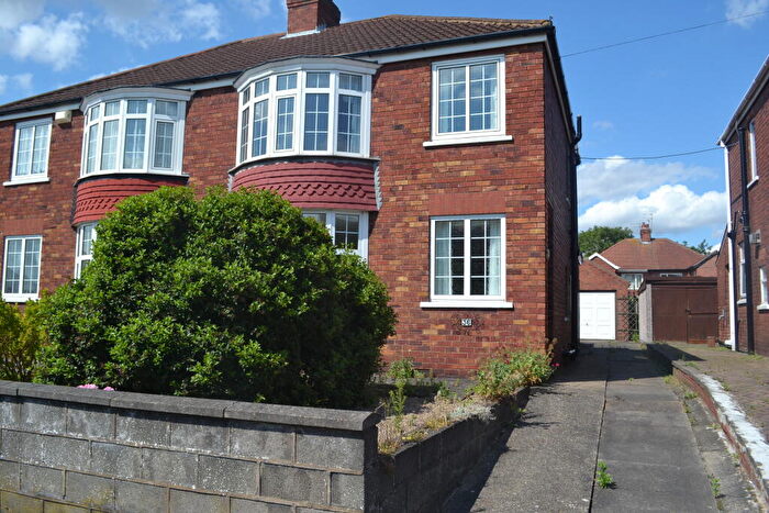 3 Bedroom Semi-Detached House To Rent In Newland Drive, Scunthorpe, Lincolnshire, DN15