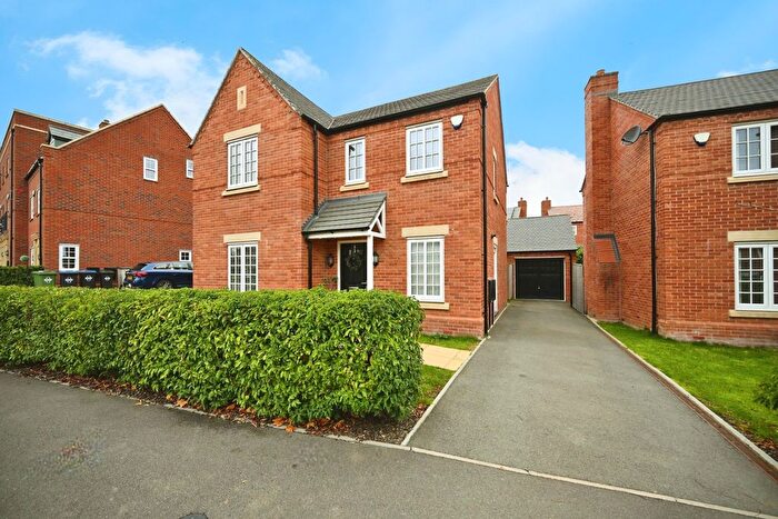 4 Bedroom Detached House For Sale In Wroughton Drive, Houlton, Rugby, CV23