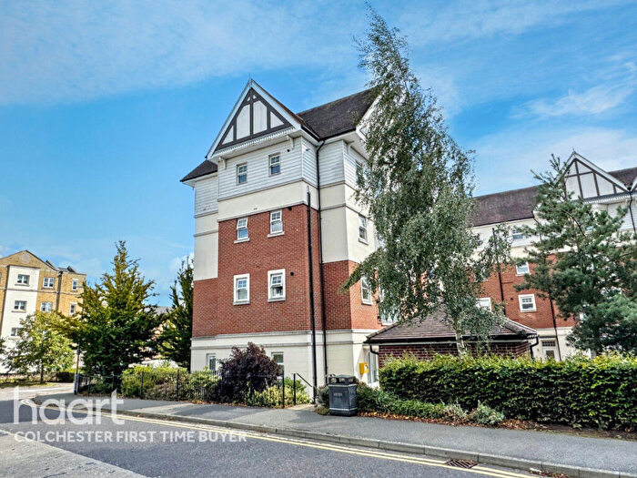 2 Bedroom Apartment For Sale In Apprentice Drive, Colchester, CO4