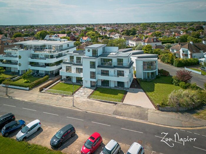 2 Bedroom Apartment For Sale In Frinton On Sea, CO13