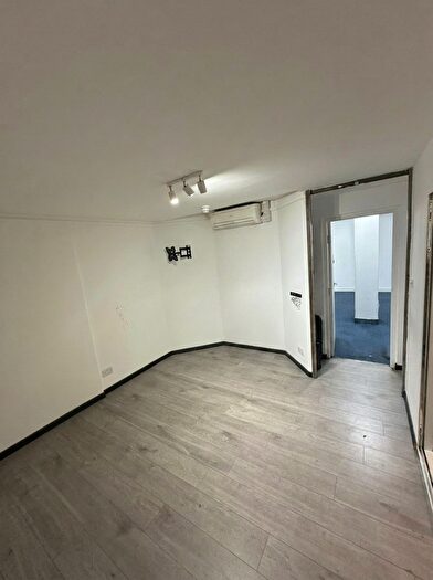 Studio To Rent In London, SE15