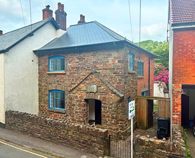 2 Bedroom Semi-detached House For Sale In Lady Street, Dulverton, TA22