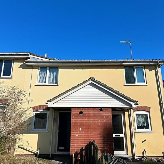 2 Bedroom Property To Rent In Webber Close, Newton Abbot, TQ12