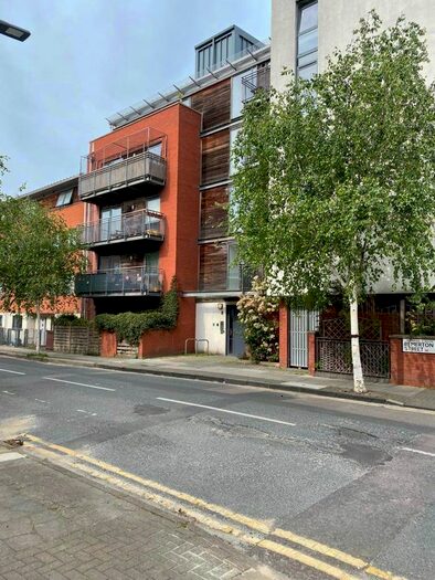 2 Bedroom Flat To Rent In Bemerton Street, London, N1