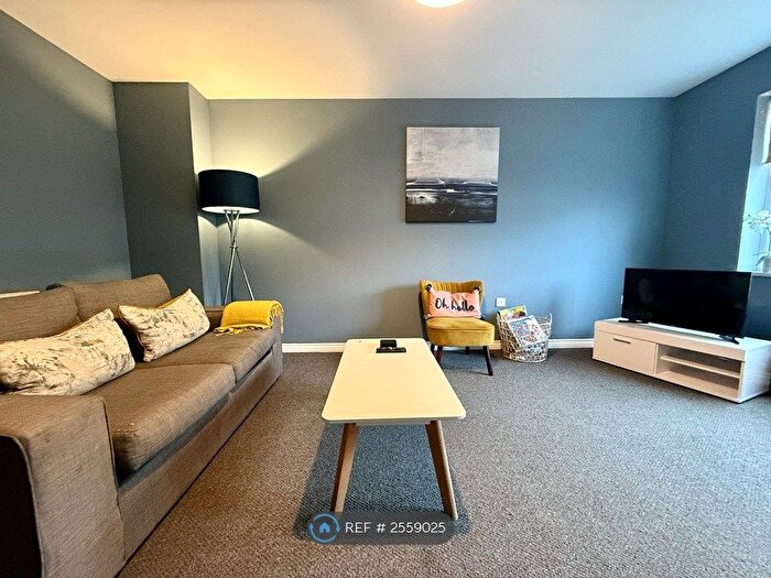 3 Bedroom Terraced House To Rent In Joyford Passage, Cheltenham, GL52