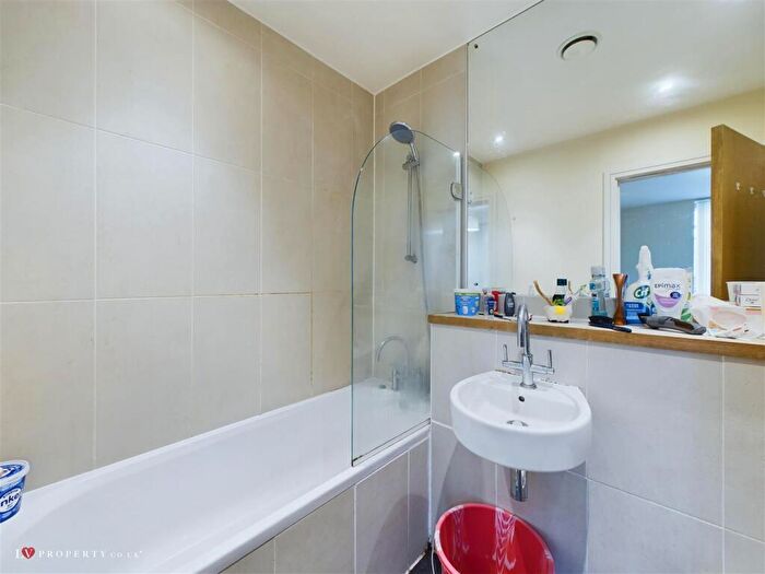 2 Bedroom Apartment For Sale In Worcester Street, Birmingham, B2
