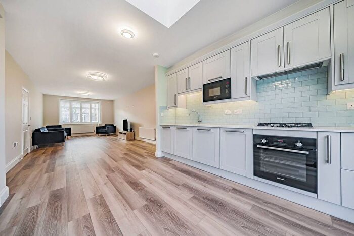 4 Bedroom Terraced House To Rent In Colwood Gardens, Colliers Wood, London, SW19