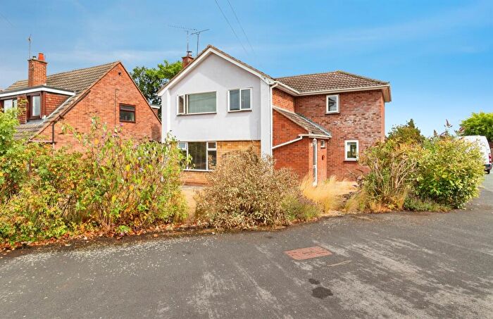 4 Bedroom Detached House For Sale In Seaton Avenue, Stafford, ST17