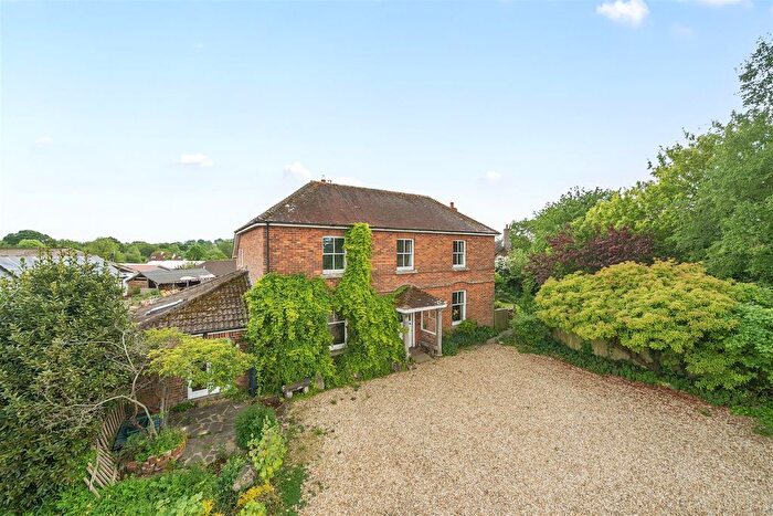 5 Bedroom Property For Sale In Ridgeway Lane, Child Okeford, Blandford Forum, DT11