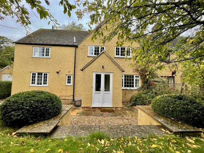 3 Bedroom Semi-Detached House To Rent In Swerford, Oxfordshire, OX7