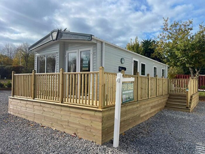 2 Bedroom Caravan For Sale In Cheriton Bishop, Devon, EX6