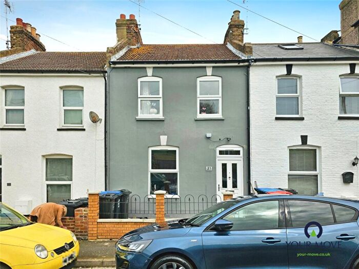 4 Bedroom Terraced House To Rent In Hillbrow Road, Ramsgate, Kent, CT11