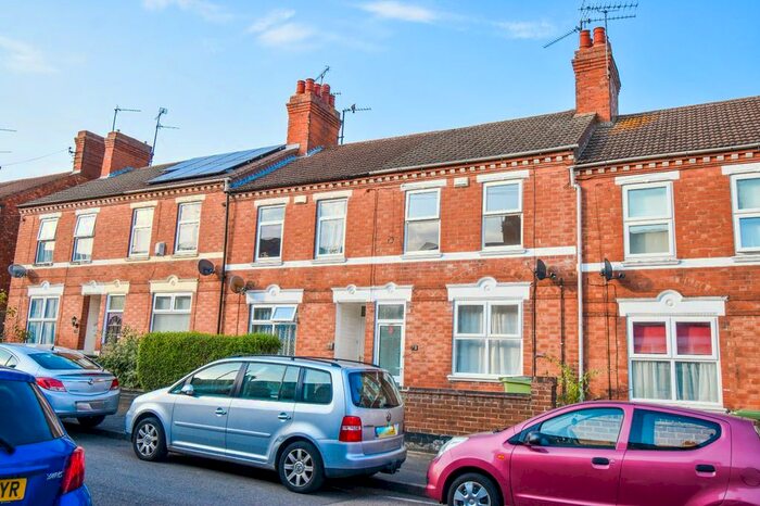 2 Bedroom Terraced House To Rent In Gordon Road, Wellingborough, NN8