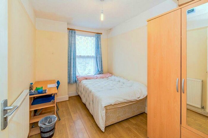 3 Bedroom House To Rent In Drummond Road, Portsmouth, PO1