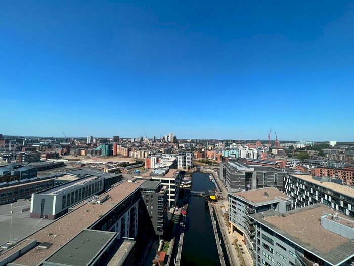 2 Bedroom Flat To Rent In Clarence House, The Boulevard, Leeds, LS10