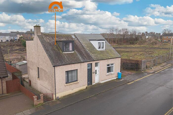 3 Bedroom Semi-Detached Villa For Sale In Hall Street, Lochgelly, KY5