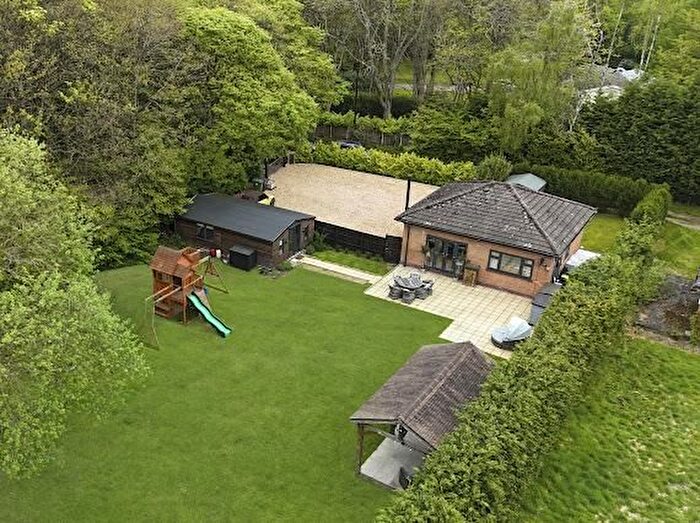 3 Bedroom Detached House For Sale In Bourne Vale, Walsall, WS9