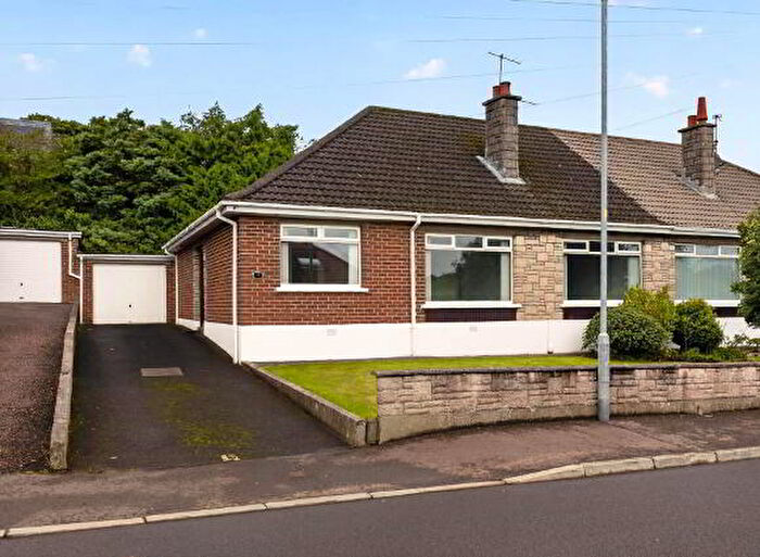 3 Bedroom Semi-Detached Bungalows For Sale In Pond Park Avenue, Lisburn, BT28