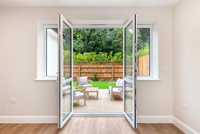 2 Bedroom Apartment For Sale In McLaren Court, Fetcham, Leatherhead, Surrey, KT22