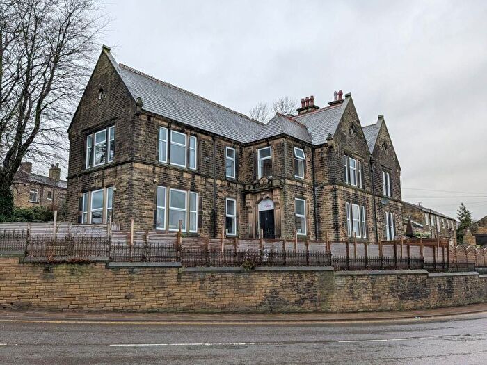 4 Bedroom Semi Detached House For Sale In A, Town Lane Bradford, BD10