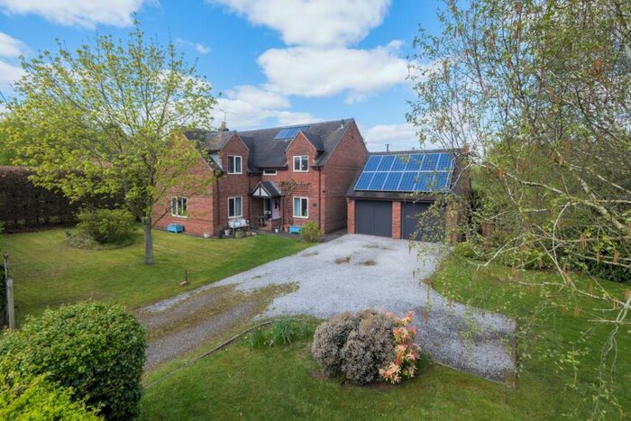 4 Bedroom Detached House For Sale In Lower Lane, Eaton, CW6