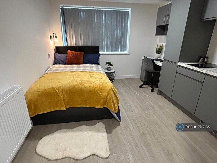 Studio To Rent In Humphrey Road, Manchester, M16