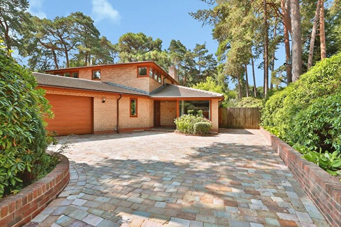 5 Bedroom Detached House For Sale In Davids Lane, Ringwood, Dorset, BH24