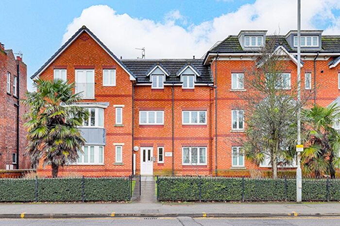 1 Bedroom Flat For Sale In Radcliffe Road, West Bridgford, NG2