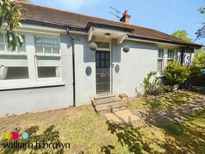 4 Bedroom Property To Rent In High Road, North Stifford, Grays, RM16