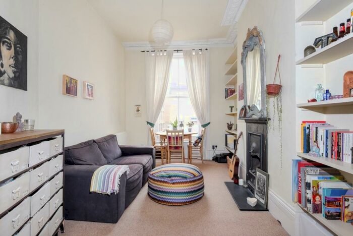 1 Bedroom Apartment To Rent In Fitzroy Road Primrose Hill, NW1