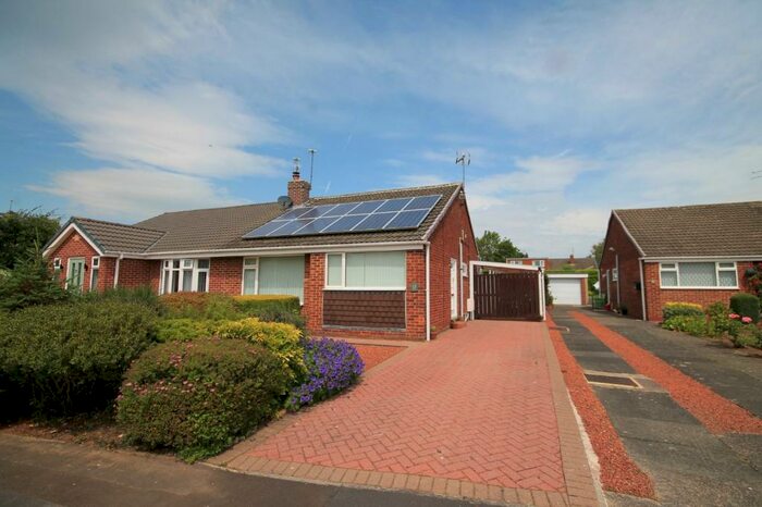 2 Bedroom Bungalow To Rent In Derbyshire Drive, Durham, DH1