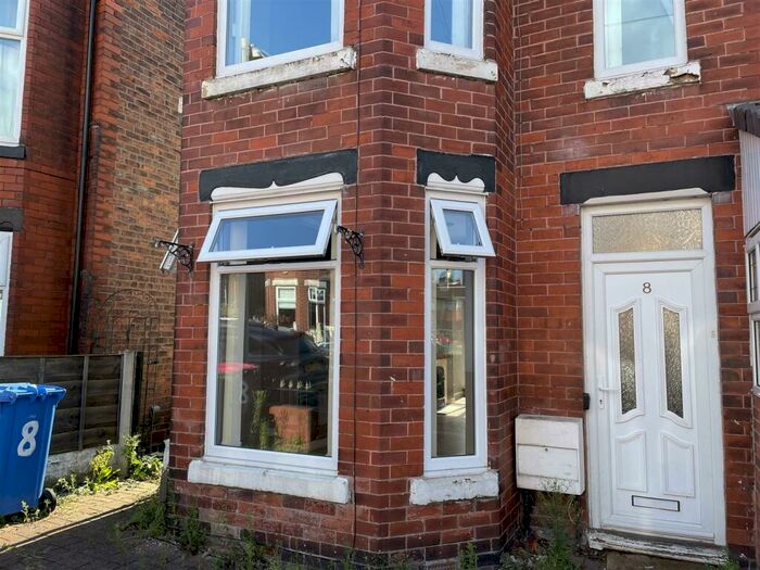 3 Bedroom Semi-Detached House To Rent In Gloucester Road, Salford, M6