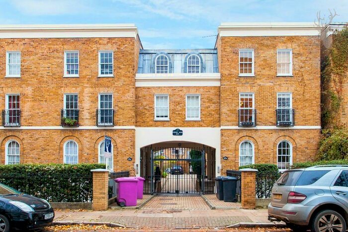 2 Bedroom Flat To Rent In Coborn Street, London, E3