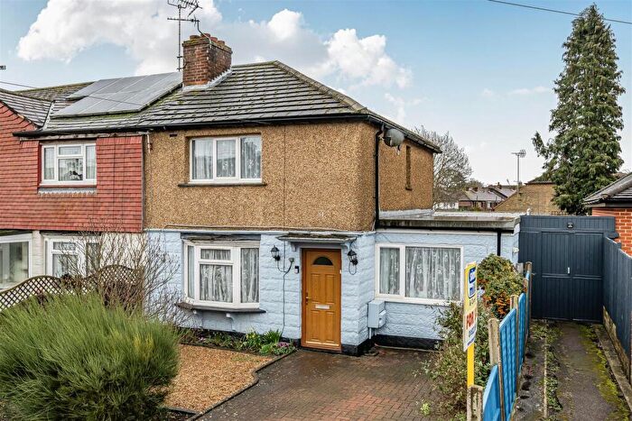3 Bedroom End Of Terrace House For Sale In Mangravet Avenue, Maidstone, ME15