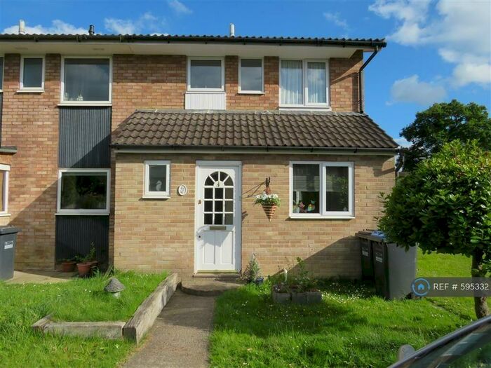 3 Bedroom End Of Terrace House To Rent In Bramble Close, Copthorne, Crawley, RH10