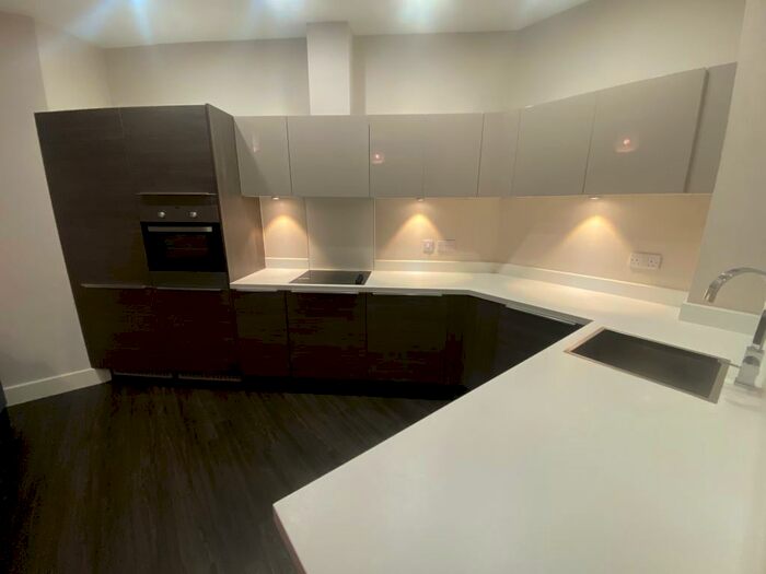 2 Bedroom Apartment To Rent In Dawsons Square, Pudsey, LS28