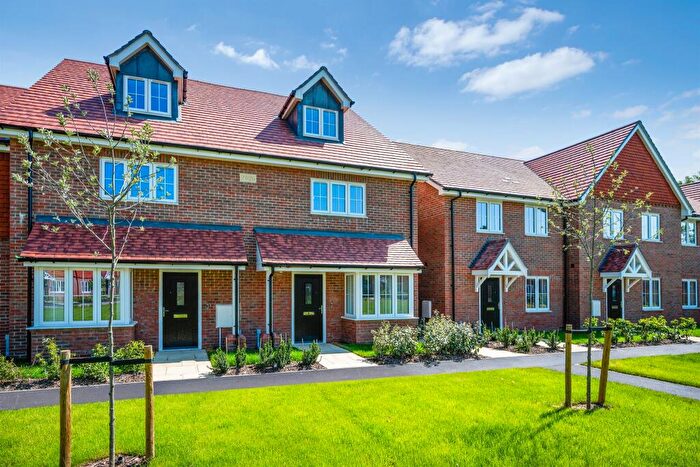 4 Bedroom Terraced House For Sale In Haroldslea Drive, Horley, RH6