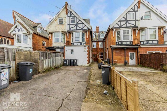 2 Bedroom Apartment To Rent In White Heather, St. Marys Road, Bournemouth, BH1