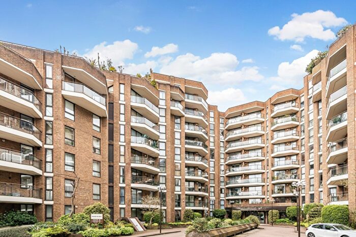 1 Bedroom Flat To Rent In Blythe Road, London, W14