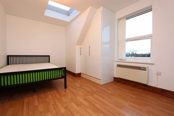 Property To Rent In High Road, London, N22