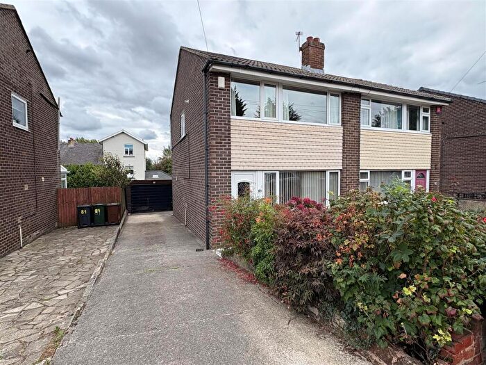 3 Bedroom Semi-Detached House For Sale In Woodrow Drive, Low Moor, Bradford, BD12